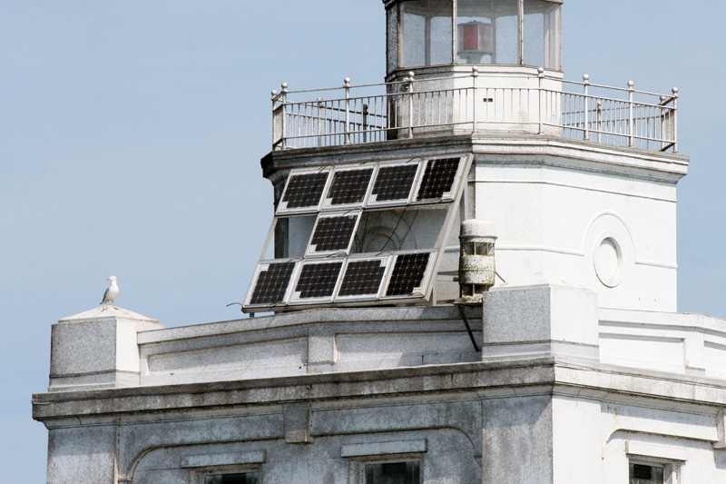 Martin Reef Lighthouse by Terry Pepper