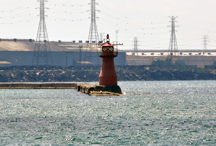 Gary Breakwater Light 01 Terry Pepper